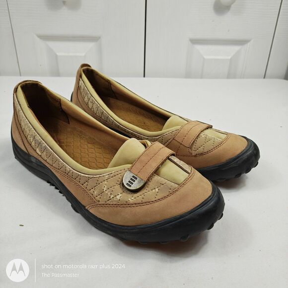 Women's LANDS' END NatureTex Suede Terrain Flats Slip-On Shoes US Size 11 - Picture 3 of 10